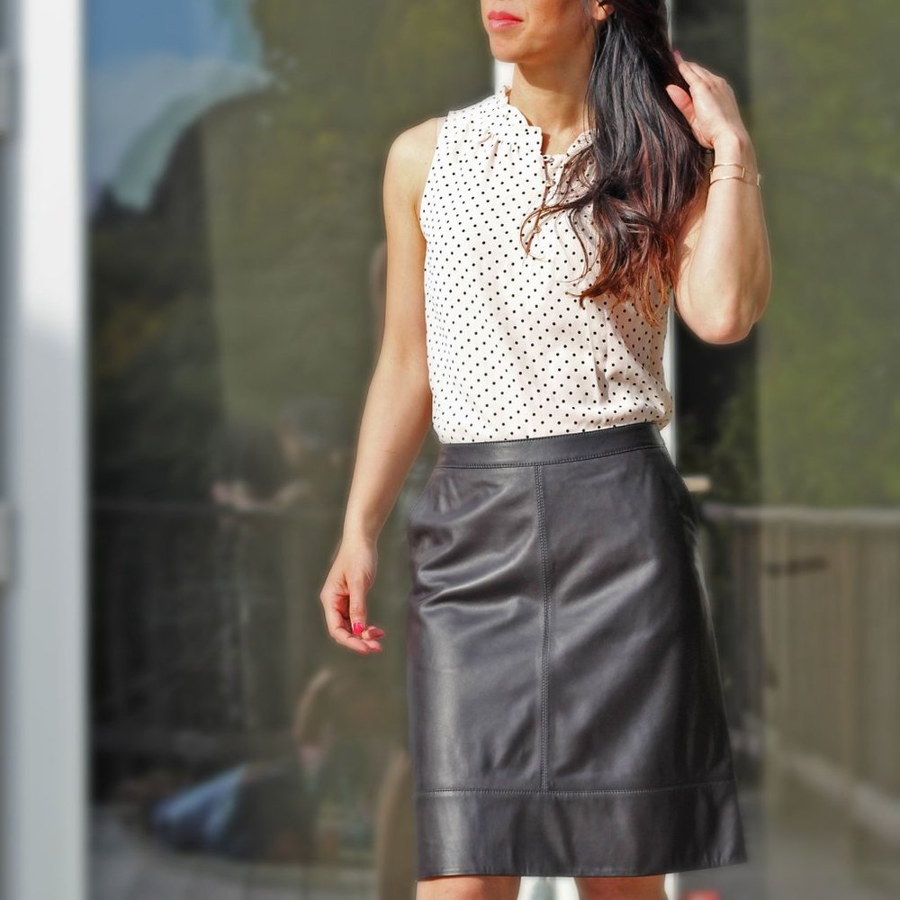 41 Hawthorn Ruffle Polka Dot Women Top Size S